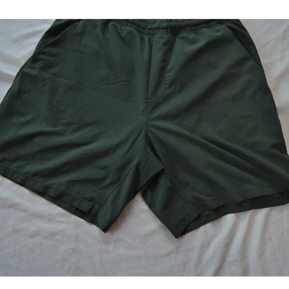 Lululemon Green Athletic Shorts Large - Picture 10 of 13